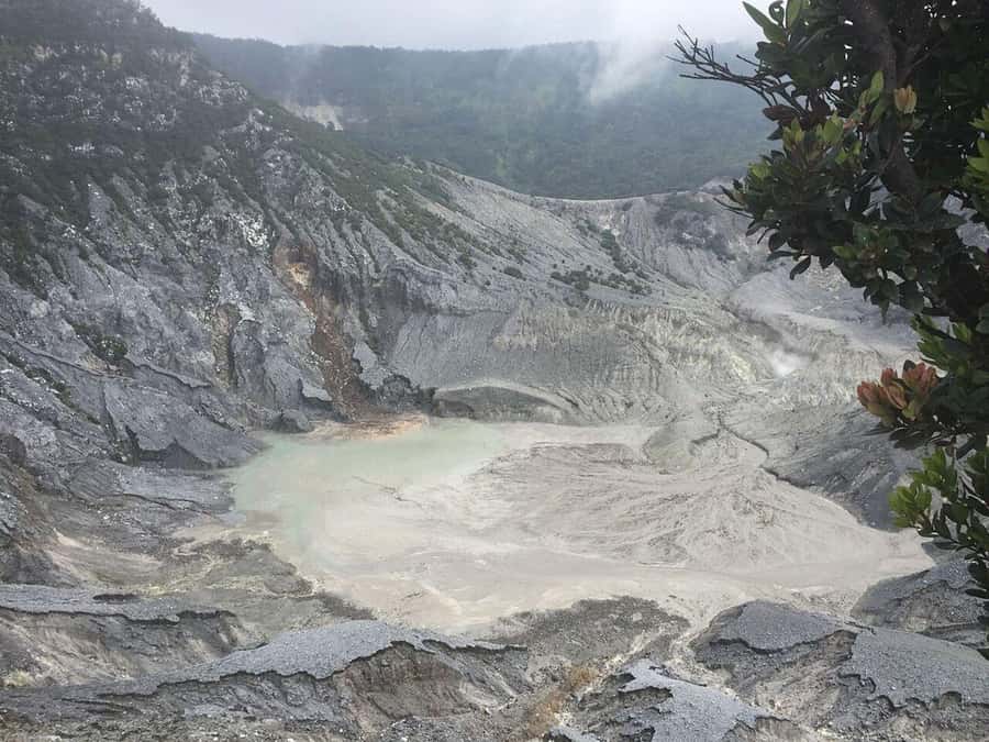 Jakarta: Waterfalls, Volcano, White Crater, Tea, Hot Spring - Three waterfalls around Bogor