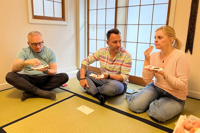 Japanese Sweets Making & Tea Ceremony in Yokohama, suburban Tokyo - Entering the Tatami Room
