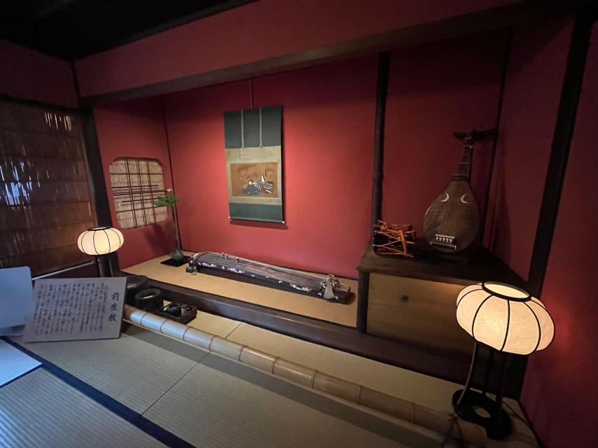 Kanazawa: Samurai, Matcha, Gardens and Geisha Full-Day Tour - Inside Shima, a preserved geisha tea house