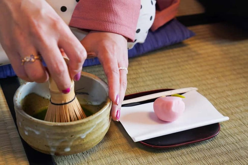 Kanazawa: Tea Ceremony Experience at Kenrokuen - Who will enjoy this matcha experience most?