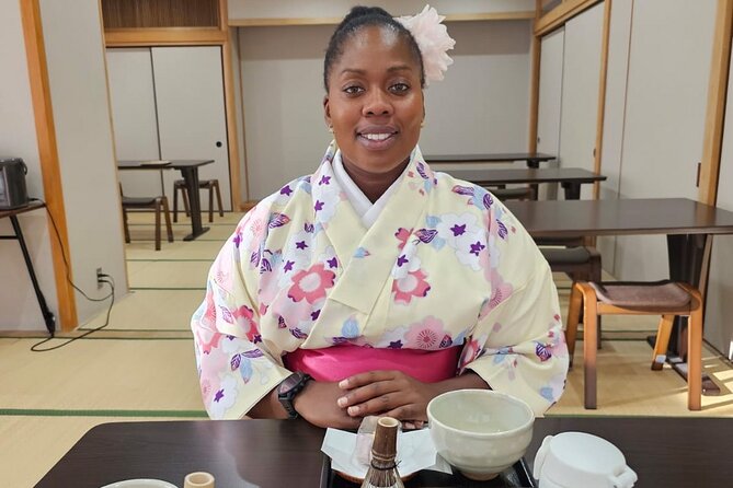 Kimono and Tea Ceremony in Asakusa Private Food Tour With Guide - Kaminarimon and the best photo setting