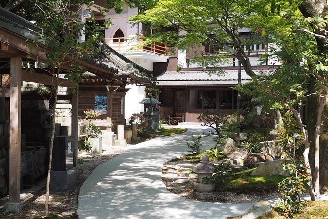 Kimono and Tea Ceremony in Miyajima - Choosing a kimono from more than 100 options