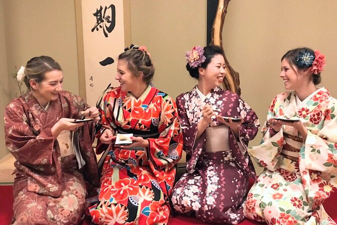 Kimono Tea Ceremony at Kyoto Maikoya, NISHIKI - What the group size means for your visit