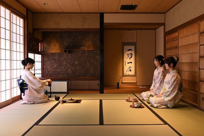 Kimono Tea Ceremony Experience at Kyoto Oritzuruya, Nishiki - Choosing a Kimono Near Nishiki Market