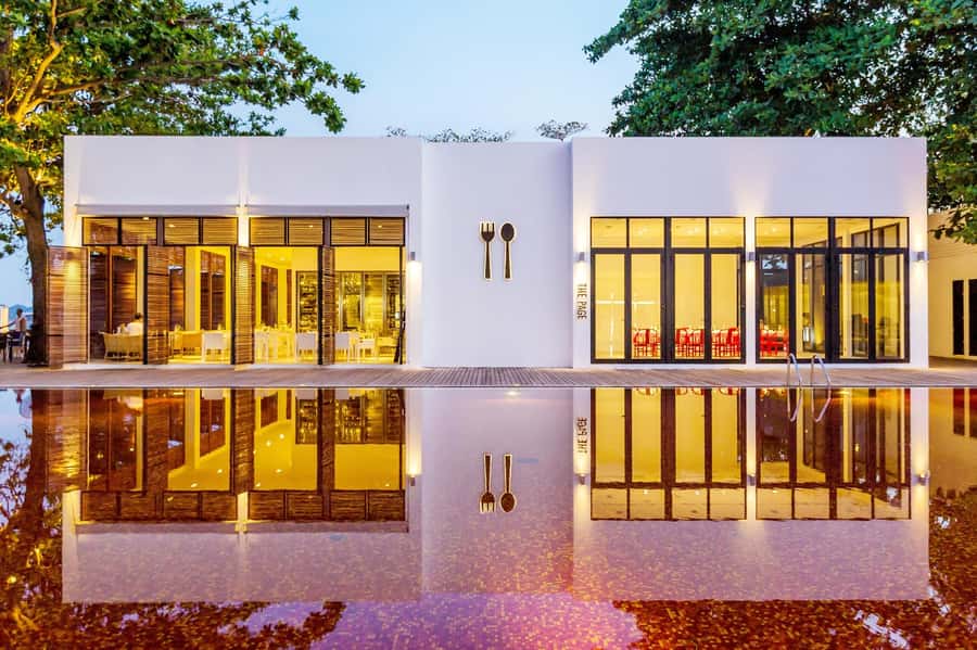 Koh Samui: The Page Afternoon Tea at The Library - Sweet and savory food with a modern edge