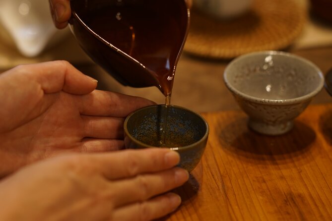 Kyoto Japanese Tea Ceremony Experience in Ankoan - Making and serving your own matcha