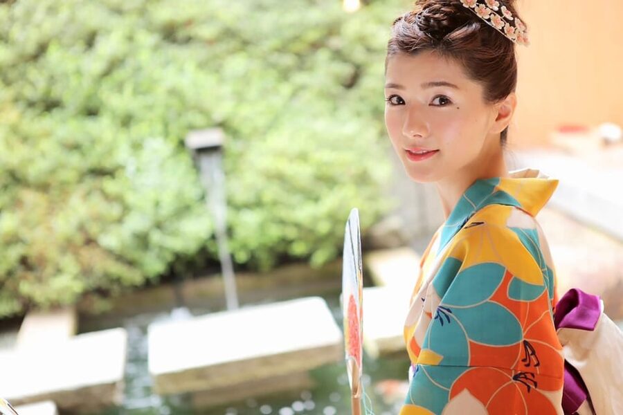 Kyoto: Maiko, Samurai, or Kimono Rental and Tea Ceremony - Exploring Kiyomizu-dera in costume
