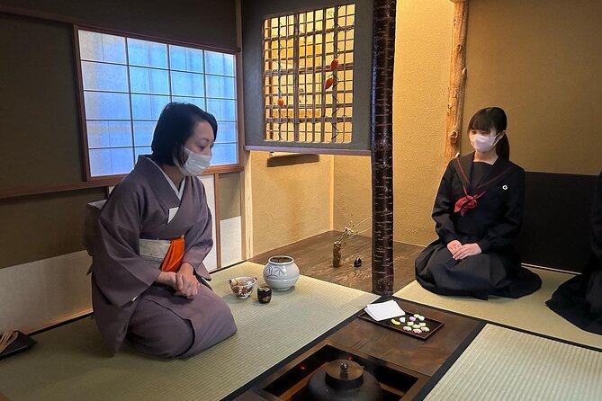 Kyoto Private Tea Ceremony with Tea Master at Home - A private tea room near Nijo Castle