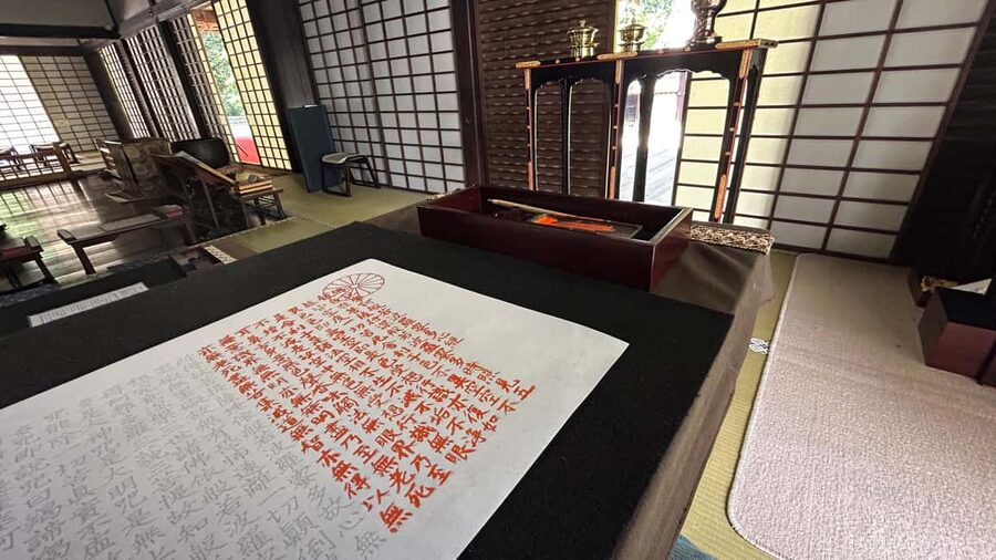 Kyoto: Shakyo & Matcha in Historic Temple Garden - Timing, comfort, and practical limits