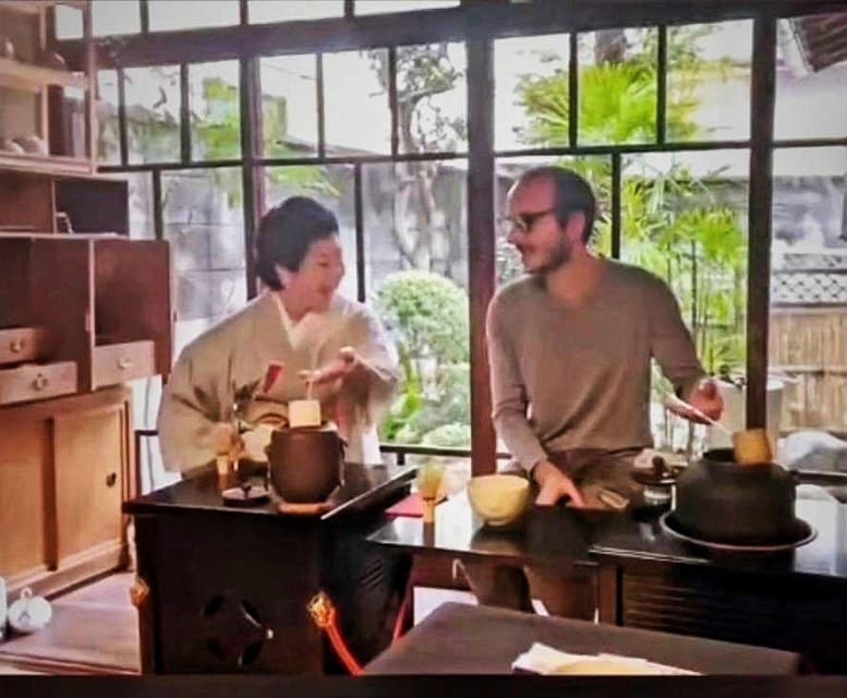 Kyoto: Table-Style Tea Ceremony at a Kyo-Machiya - Kimono dressing, garden photos, and traditional props