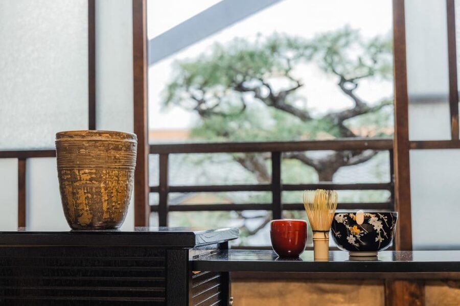 Kyoto: Table-Style Tea Ceremony at a Kyo-Machiya - Arriving in Fushimi, Kyoto’s sake district