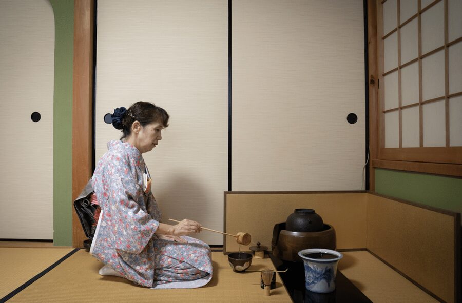 Kyoto: Tea Ceremony Experience in a Small Tea Room - What the one-hour ceremony is really about
