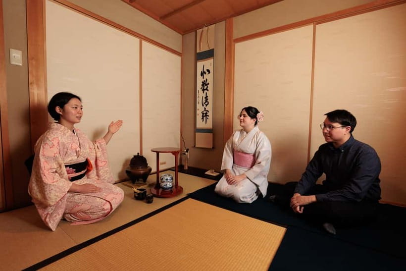 Kyoto: Tea Ceremony Experience - The machiya setting and first explanation