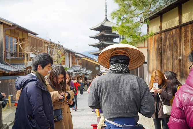 Kyoto Tea Ceremony & Kiyomizu-dera Temple Walking Tour - Timing, weather, and group size
