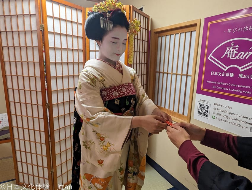 Kyoto: Tea Ceremony with Maiko Premium - The opening greeting and matcha lesson
