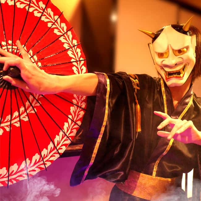Kyoto: Wazuma Magic Show & Tea Ceremony - A rare art form in a quiet Gion tea room
