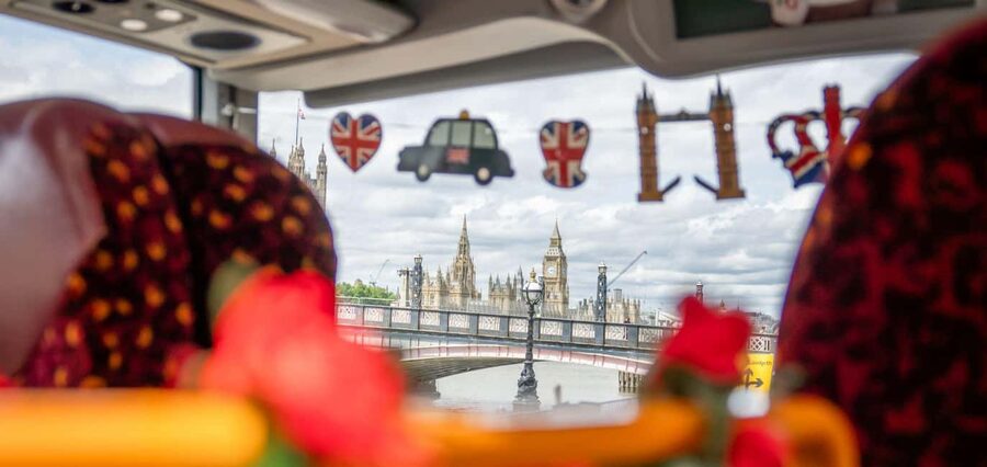London: Afternoon Tea Bus Tour & London Eye Option - Starting at Vauxhall Bridge Road