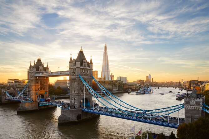 London: Afternoon Tea Bus Tour with Prosecco & London Eye Option - My verdict: a tasty first look at London