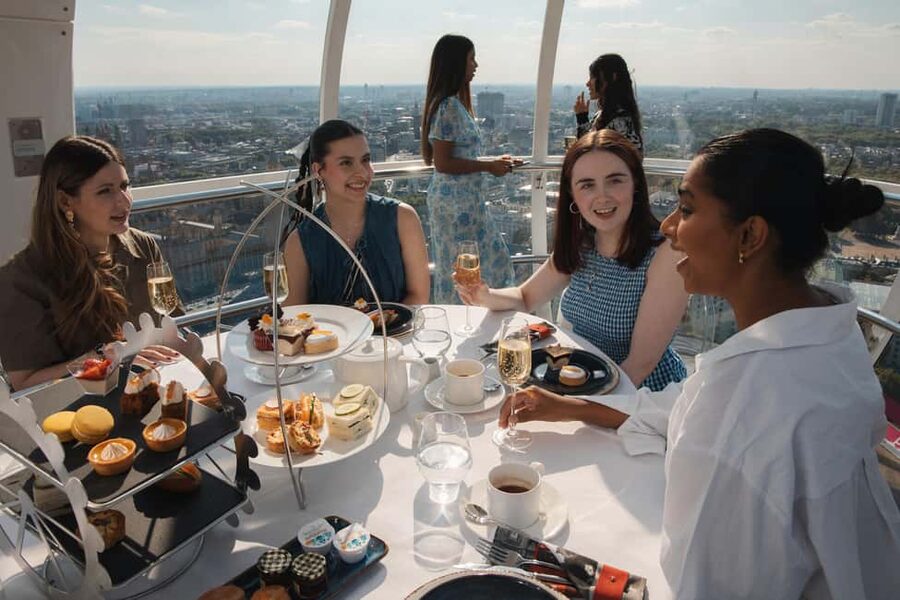 London: Afternoon Tea on the London Eye - What the host adds to the ride