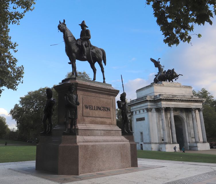 London: Buckingham Palace Walk & Tea at Kensington Palace - What This Royal London Tour Really Offers