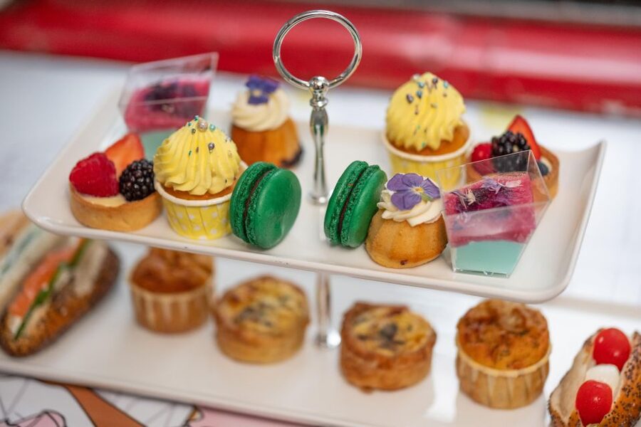 London: Gin and Afternoon Tea Bus Tour with Audio Guide - Boarding near Victoria or Trafalgar Square