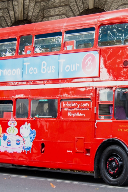 London: Peppa Pig Bus Tour with Entertainment - Who gets the best value from $85?