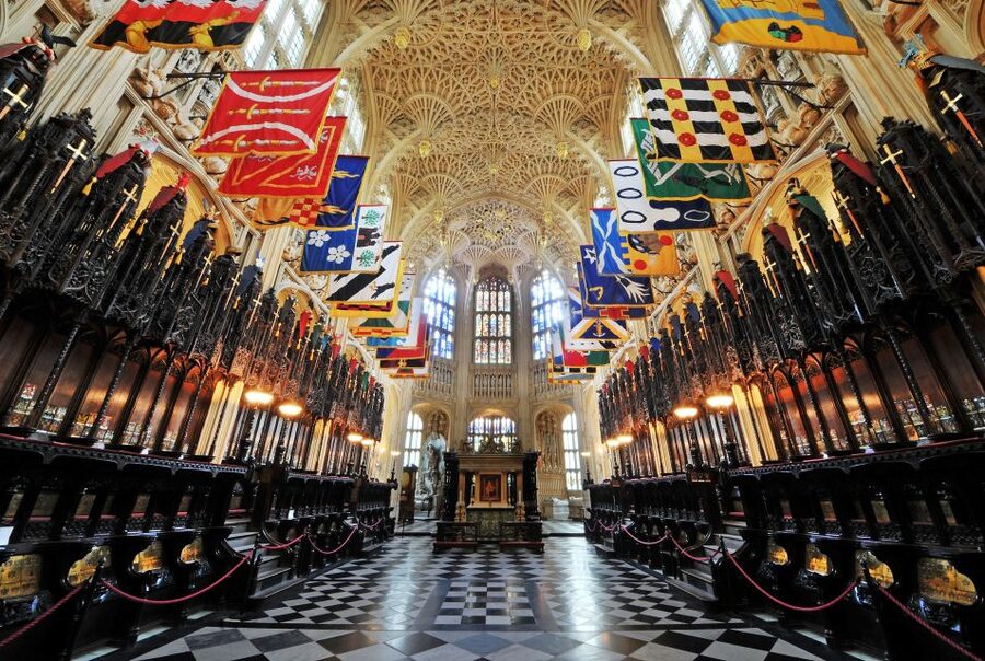 London: Royal Tour with Westminster Abbey & Afternoon Tea - Exploring 1,000 years inside Westminster Abbey