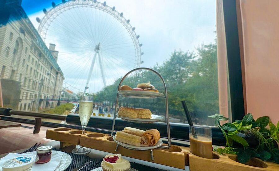 London: Taylor Swift-Inspired Afternoon Tea Bus Tour - What This Taylor Swift Bus Experience Really Is