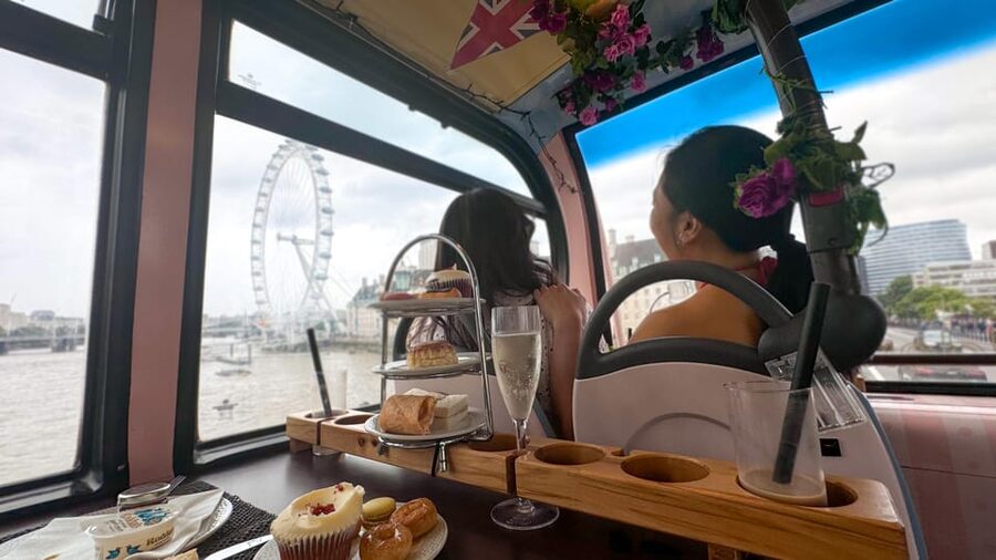 London: Taylor Swift-Inspired Afternoon Tea Bus Tour - Who Should Book This Taylor Swift Tea Bus?
