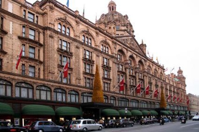 London Vintage Bus Tour with Cream Tea at Harrods - Starting at Victoria Coach Station