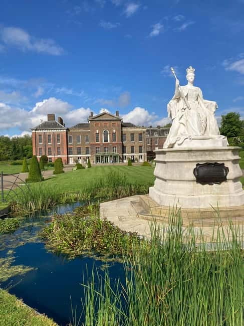 London: VIP Kensington Palace Gardens Tour & Royal High Tea - Kensington Gardens, the Sunken Garden, and Diana’s statue