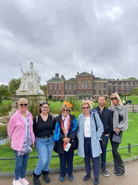 London: VIP Kensington Palace Gardens Tour & Royal High Tea - Starting at Hilton Hyde Park and Queensway
