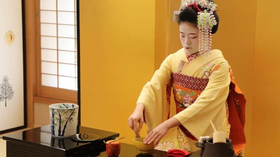 Maiko Dance and Tea Ceremony on a Noh Stage in Kyoto - What the $141 price really covers