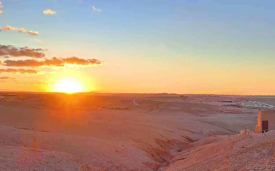 Marrakech: Agafay Desert Quad Bike Tour with Moroccan Tea - Who should book this ride?