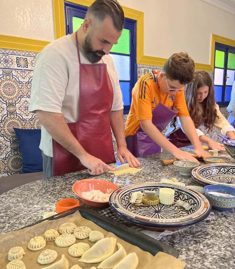 Marrakech: Moroccan Pastries and Tea Class with a Local - Key details at a glance