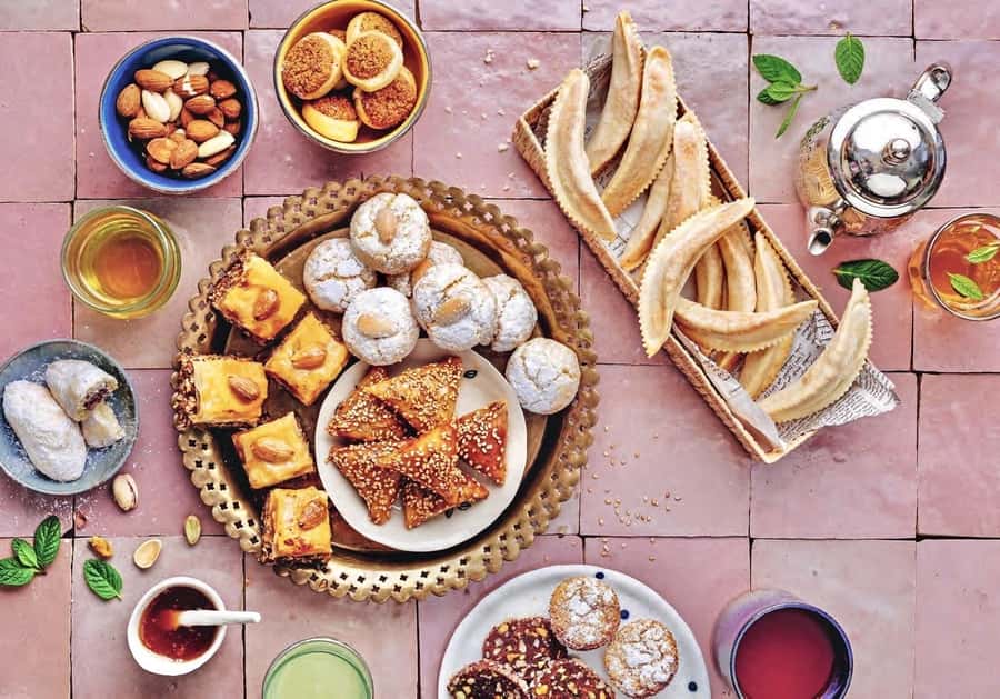 Marrakech: Moroccan Pastries and Tea Class with a Local - Making fekkas, Kaab el Ghazal, and other treats