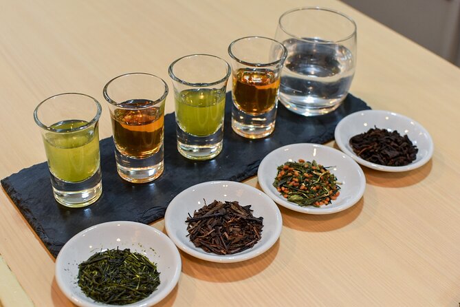 Matcha Experience with of Japanese Tea Tasting in Tokyo - Comparing six Japanese teas side by side
