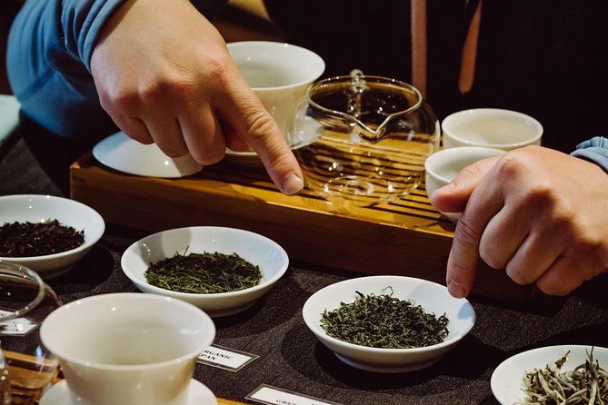 Montreal Afternoon Tea Tour - A tea-based cocktail and Montreal’s playful side