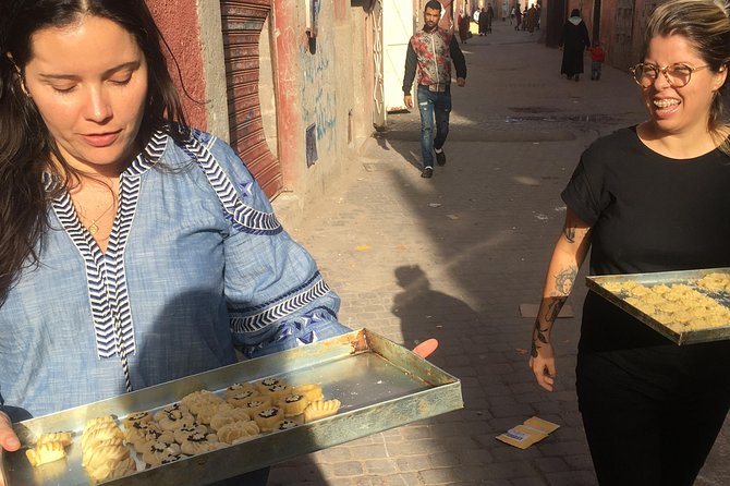 Moroccan Hands on traditional pastries & Tea class in Marrakech - Two pastries can be enough, or not enough