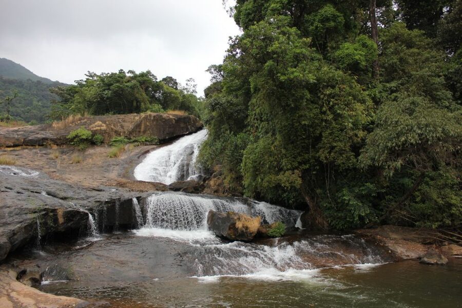 Munnar: Tea Garden and Elephant Safari Trip by 4x4 - Viripara Waterfalls: a refreshing first stop