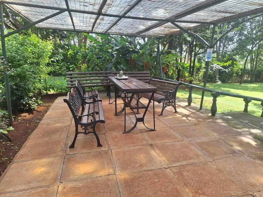 Nairobi: Tea Farm Day Trip with Lunch at kiambethu - A three-course lunch around 1 p.m.