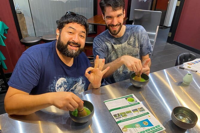 【NEW】Matcha Making Experience and Matcha Comparison in Tokyo - Starting with a welcome drink and tea history