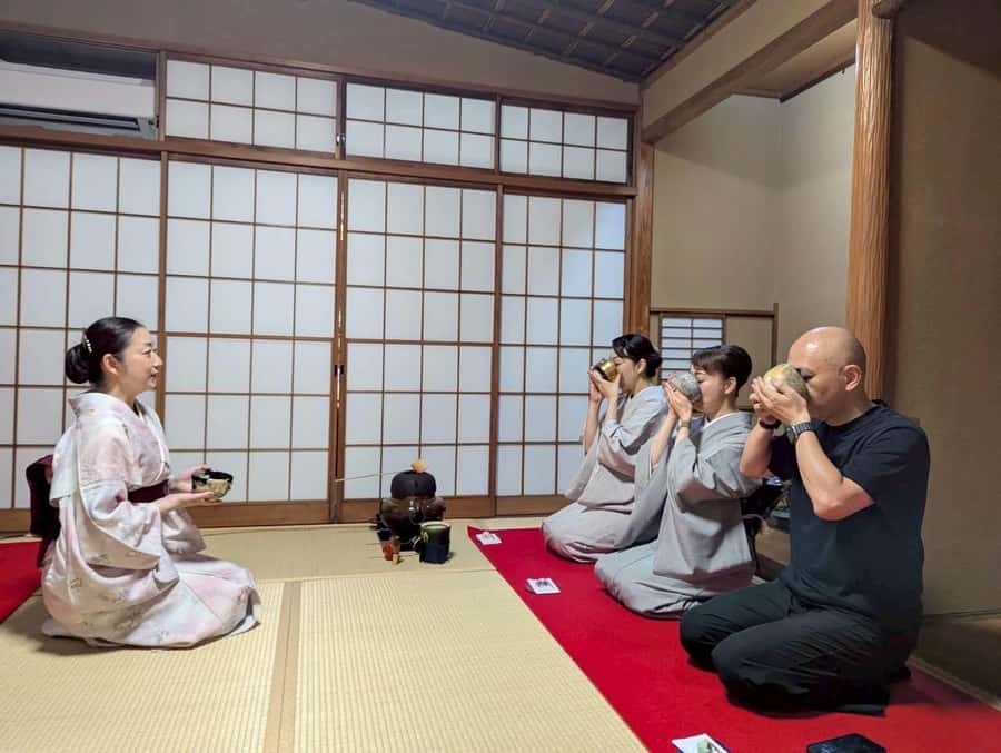【NEW】Shibuya Tea Ceremony Tokyo-Chaan - Welcome And Introduction In The Tatami Room