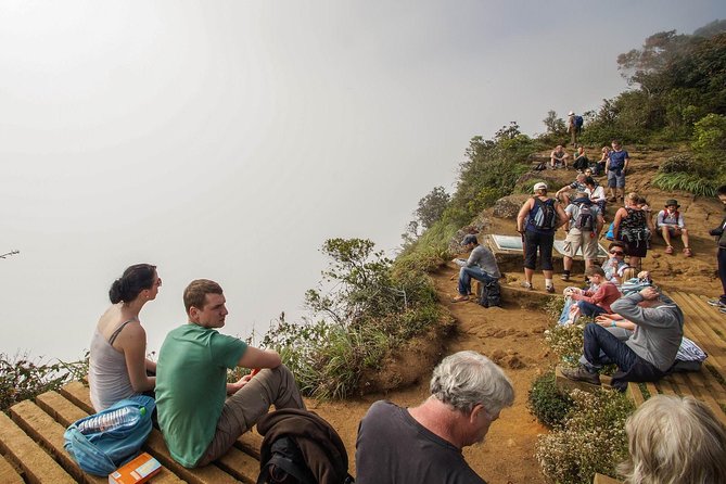 Nuwara Eliya: All Inclusive Horton Plains & Tea Plucking Day Trip - World’s End and the Baker’s Falls walk