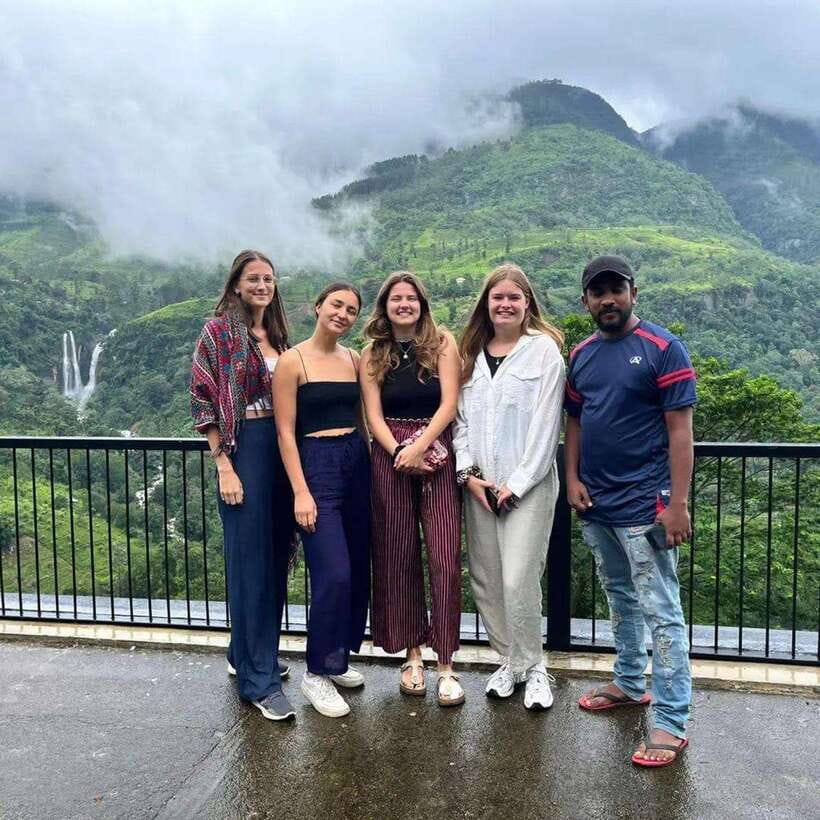 Nuwara Eliya: Tea Factory and Victoria Park Tour by Tuk Tuk - Victoria Park offers a gentler break