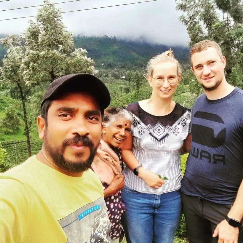 Nuwara Eliya: Tea Factory and Victoria Park Tour by Tuk Tuk - Lake Gregory and the open views