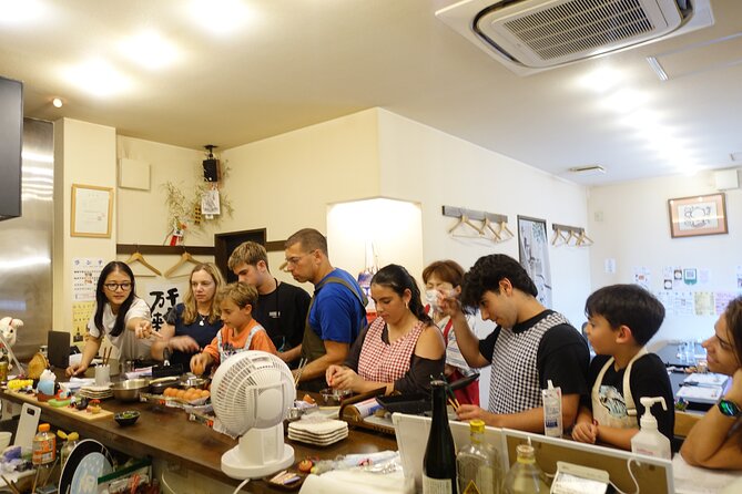 Osaka Japanese Cooking And Matcha Class near Osaka Castle - What Happens During the Two-Hour Class