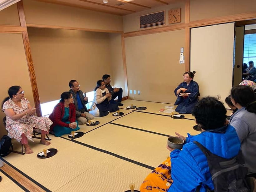 Osaka; Japanese Tea ceremony experience, Macha and Sencha - Learning From Yuko And The English Instruction