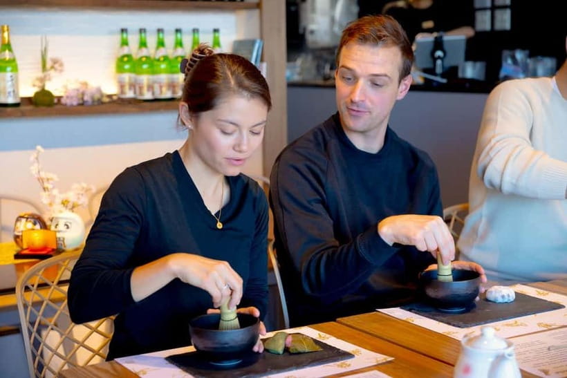 Osaka: Matcha Making Experience with Japanese Sweets - Timing your visit around Dotonbori