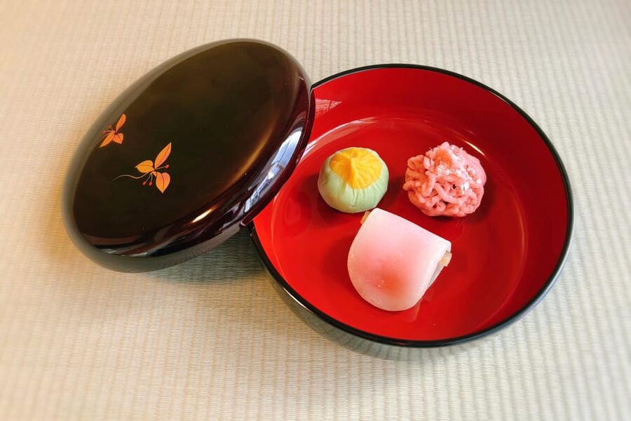Osaka: Private Tea Ceremony and Calligraphy Experience - How to fit it into a Namba day